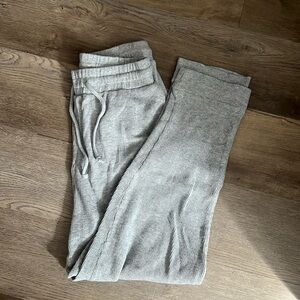 F21 Thermal Joggers